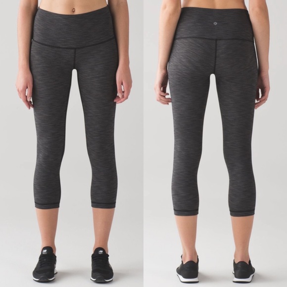 lululemon athletica Pants - Lululemon Wunder Under Crop (Hi-Rise) *Full-On Luxtreme 21"